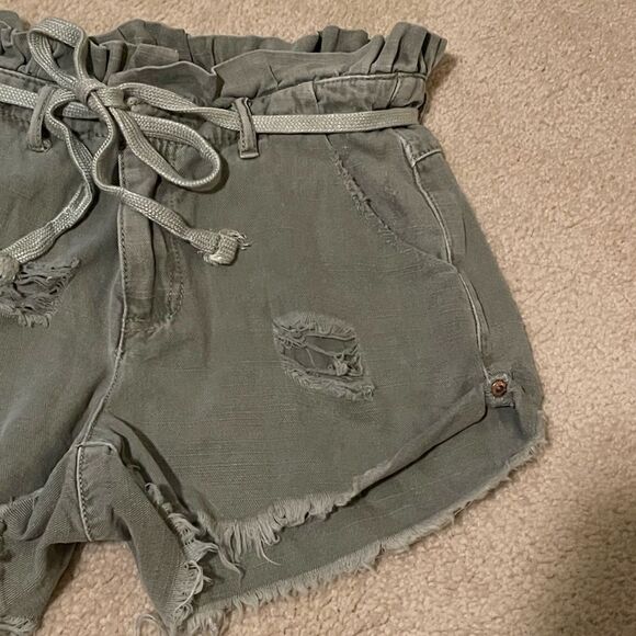 Dance Marvel Army Green Cargo Shorts - Picture 4 of 8